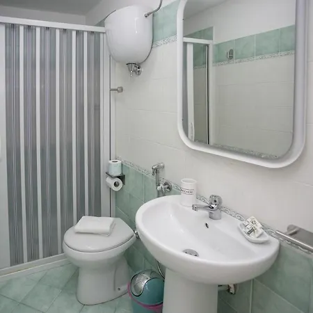 Residenza I Gioielli Camera Ematite Gasthuis Tropea